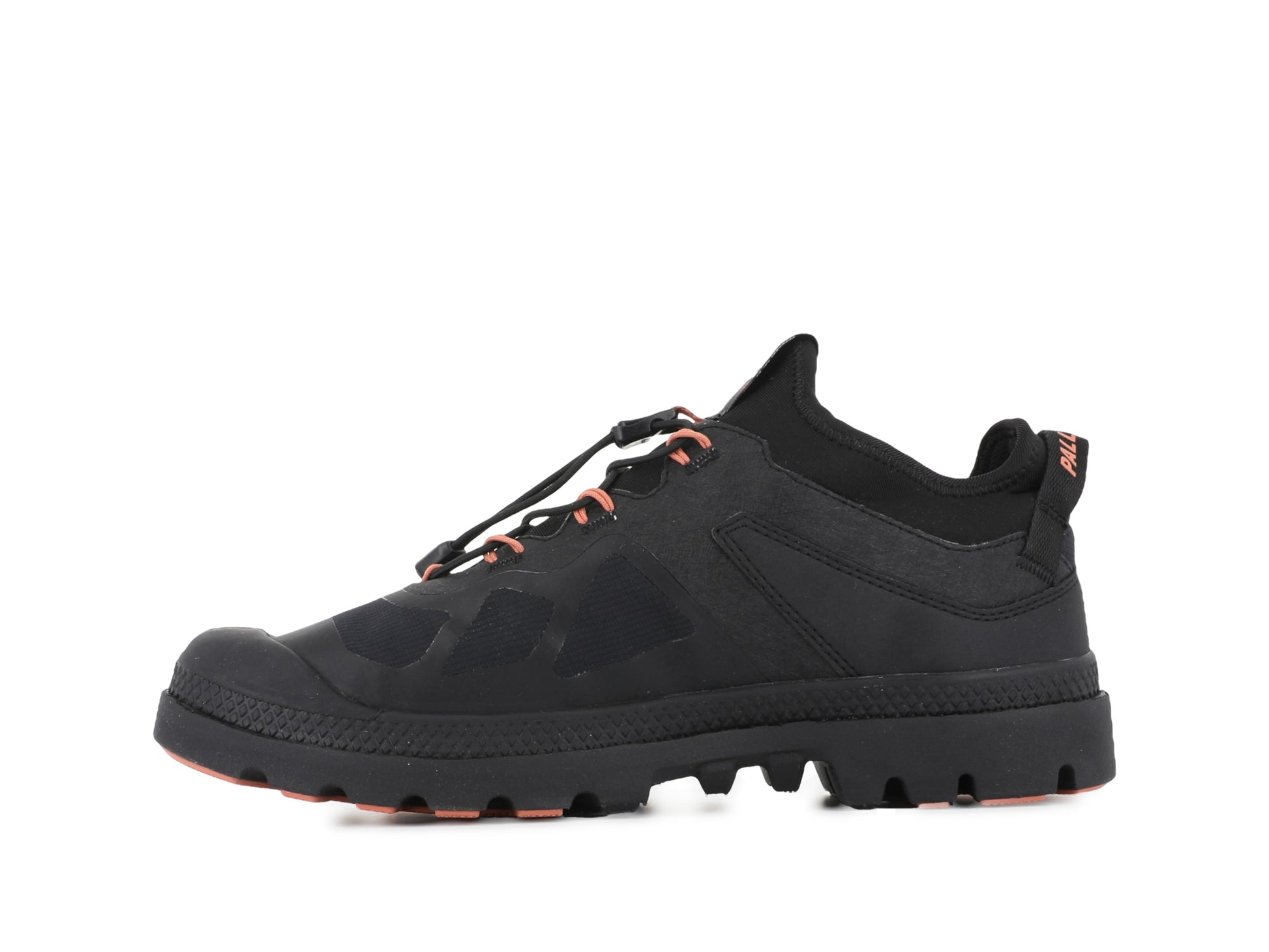 PAMPA LT+ LO XPLR WP+ Sneakers
