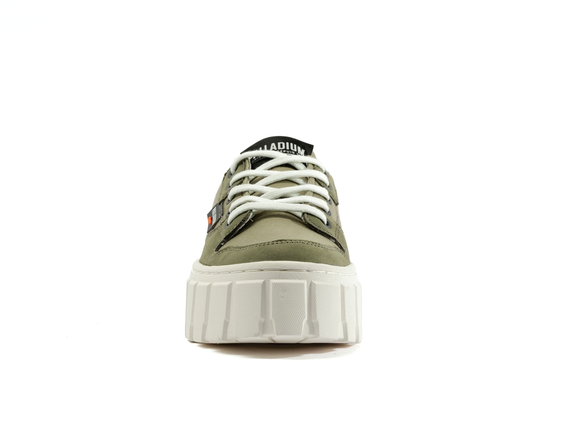 PALLATOWER LO Sneakers
